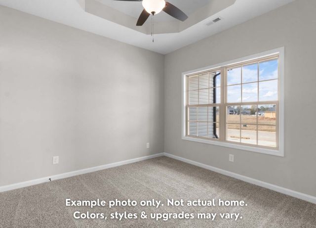 637 Woodrush Dr, Clarksville, TN 37040