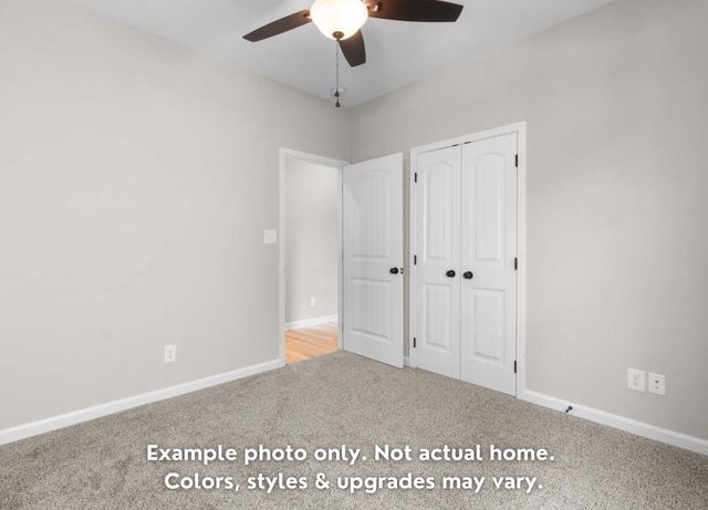 637 Woodrush Dr, Clarksville, TN 37040