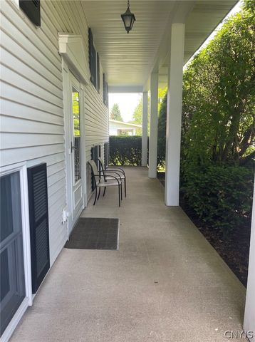 576 Stoneleigh Road, Oneida, NY 13421