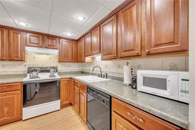 800 West Ave 519, Miami Beach, FL 33139