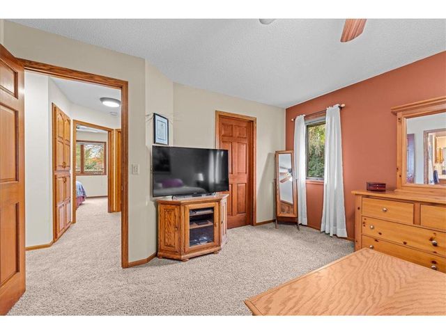 410 River Hills Road, River Falls, WI 54022