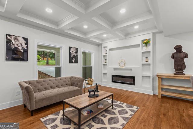 2600 Lisa Drive SW, Atlanta, GA 30311