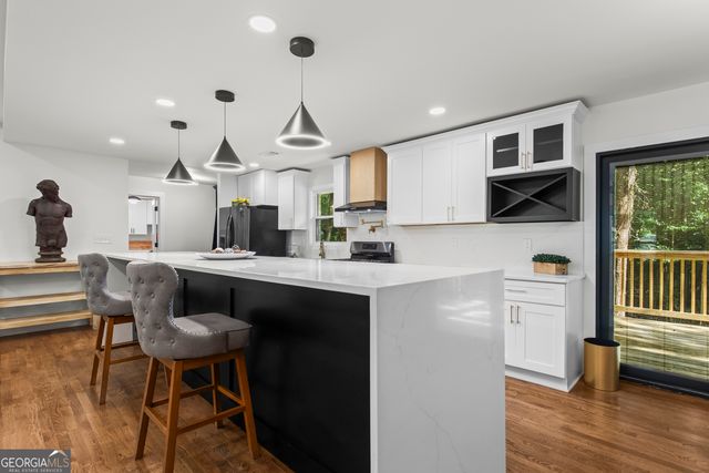 2600 Lisa Drive SW, Atlanta, GA 30311