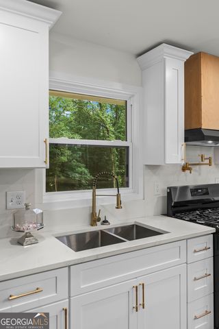 2600 Lisa Drive SW, Atlanta, GA 30311