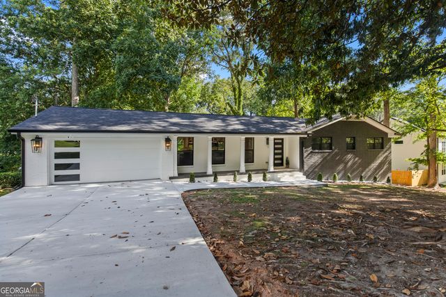 2600 Lisa Drive SW, Atlanta, GA 30311