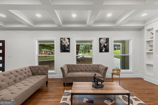 2600 Lisa Drive SW, Atlanta, GA 30311