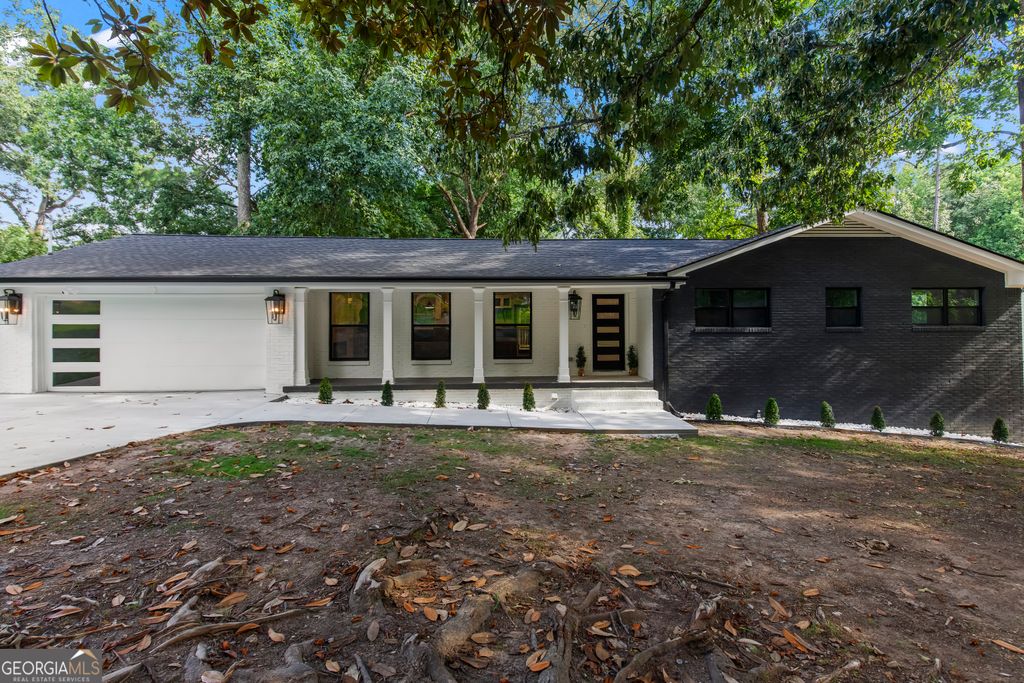 2600 Lisa Drive SW, Atlanta, GA 30311