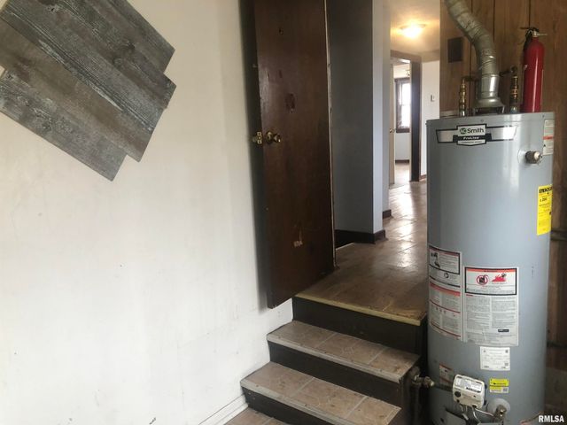 2800 E Keys Avenue, Springfield, IL 62702