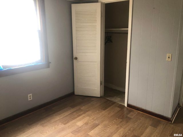 2800 E Keys Avenue, Springfield, IL 62702