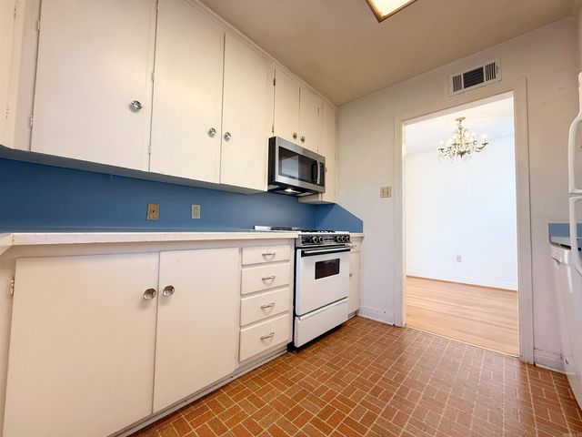 607 N Cedar Street, Little Rock, AR 72205