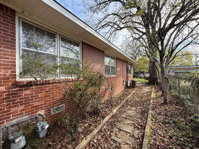 607 N Cedar Street, Little Rock, AR 72205