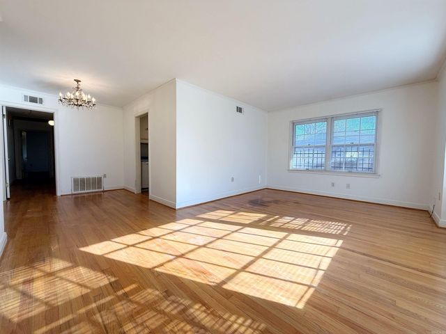 607 N Cedar Street, Little Rock, AR 72205