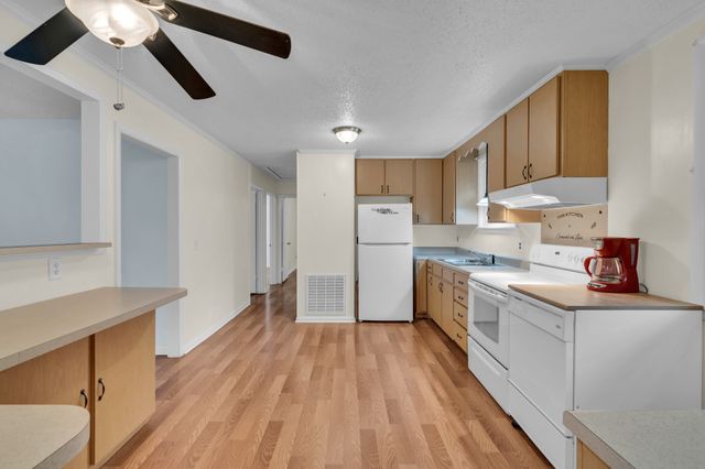 7120 Fairlawn Dr, Fairview, TN 37062