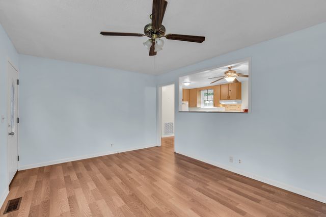 7120 Fairlawn Dr, Fairview, TN 37062