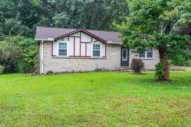 7120 Fairlawn Dr, Fairview, TN 37062