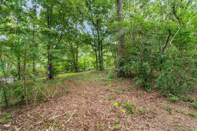 7120 Fairlawn Dr, Fairview, TN 37062