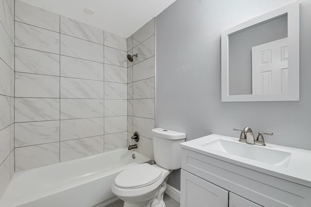 7521 NW 44th Court, Coral Springs, FL 33065
