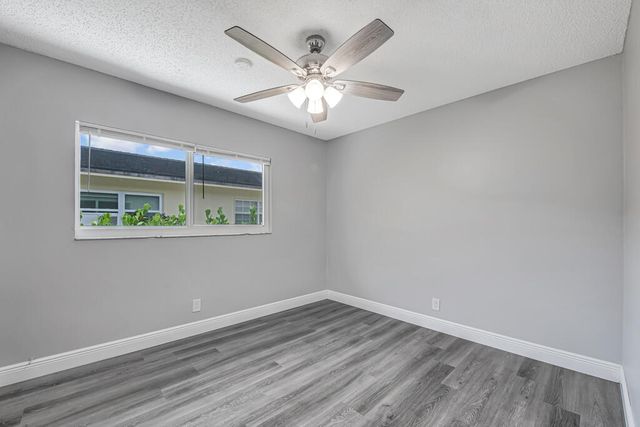 7521 NW 44th Court, Coral Springs, FL 33065
