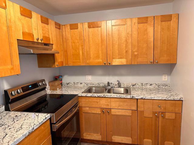 7521 NW 44th Court, Coral Springs, FL 33065