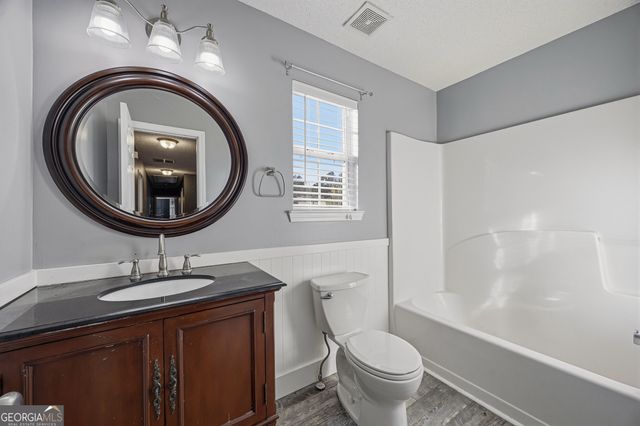 417 Ryoaks Drive, Hampton, GA 30228