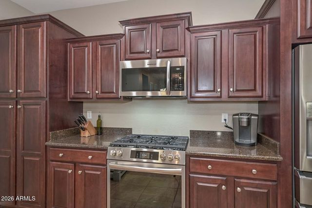 12843 W Black Hill Road, Peoria, AZ 85383