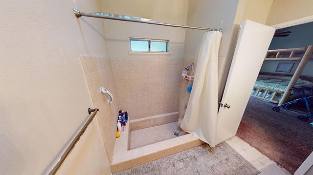2460 Sample Avenue, Clovis, CA 93611