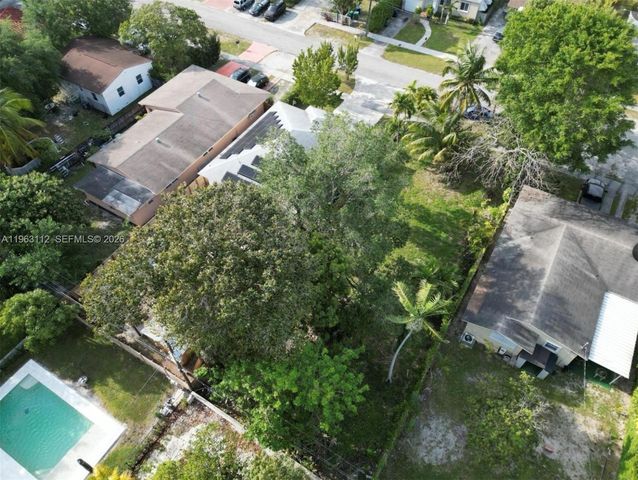 52 NE 117th St, Miami, FL 33161