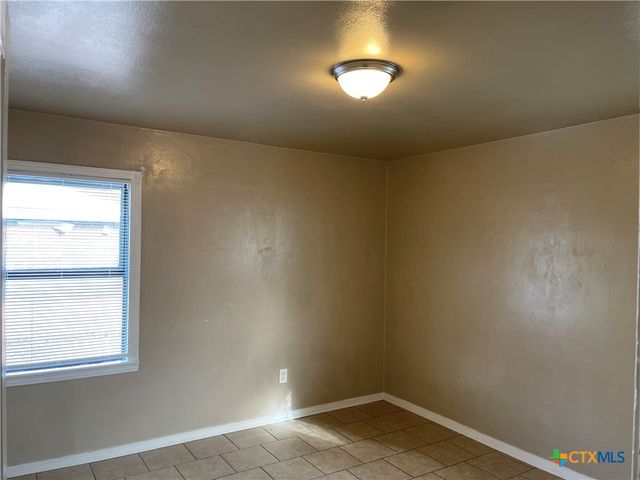2906 June Street, Killeen, TX 76543