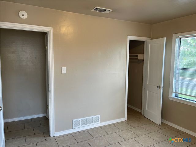 2906 June Street, Killeen, TX 76543