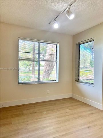 1133 Coral Club Dr 1133, Coral Springs, FL 33071