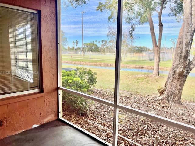 1133 Coral Club Dr 1133, Coral Springs, FL 33071