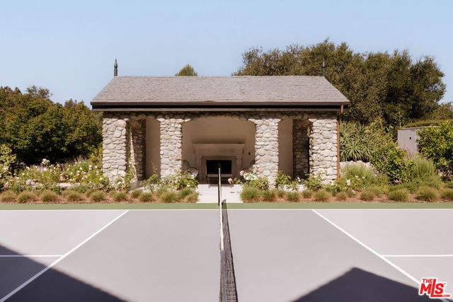 5076 Island Forest Place, Westlake Village, CA 91362