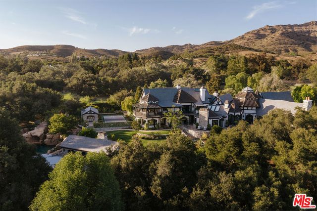 5076 Island Forest Place, Westlake Village, CA 91362