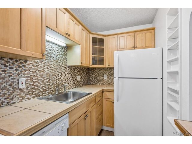 5875 E Iliff Ave D-219, Denver, CO 80222