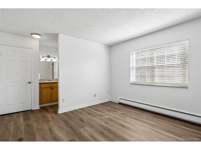 5875 E Iliff Ave D-219, Denver, CO 80222