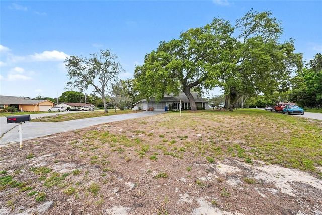 8251 EARLSHIRE LANE, Spring Hill, FL 34606