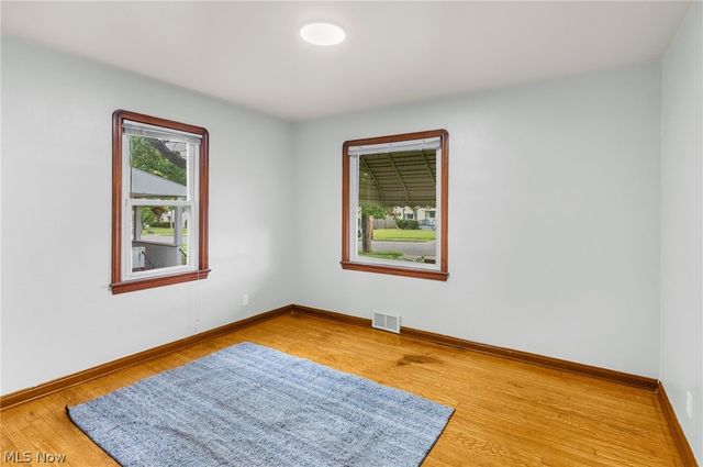 1340 E Boston Avenue, Youngstown, OH 44502