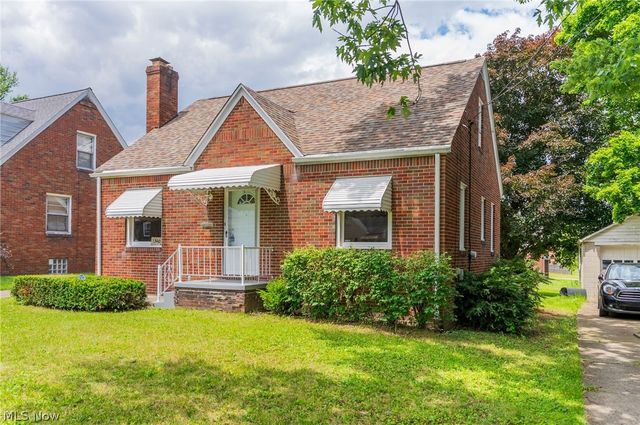 1340 E Boston Avenue, Youngstown, OH 44502