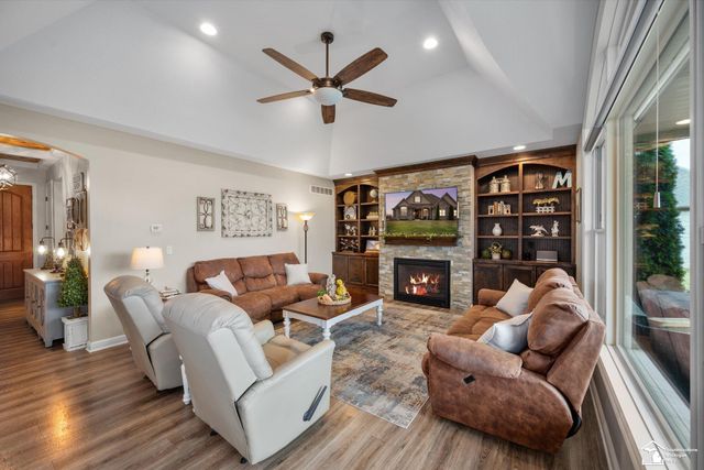 997 Saint James Park Avenue, Monroe Twp, MI 48161