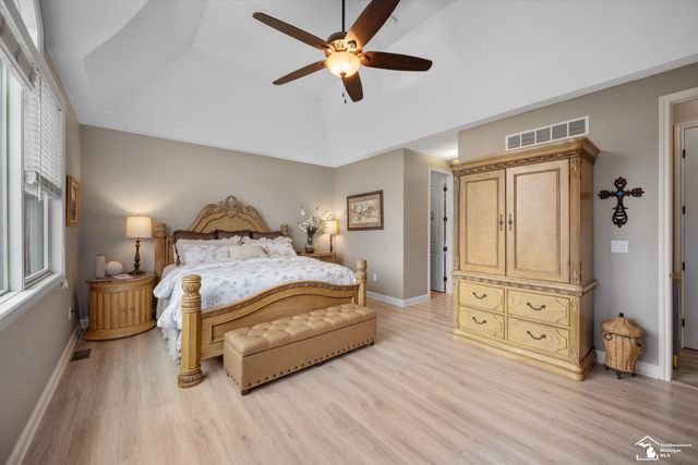 997 Saint James Park Avenue, Monroe Twp, MI 48161