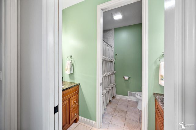 997 Saint James Park Avenue, Monroe Twp, MI 48161