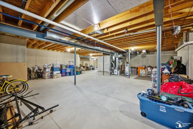 997 Saint James Park Avenue, Monroe Twp, MI 48161