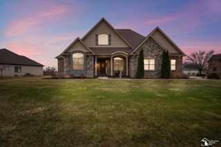 997 Saint James Park Avenue, Monroe Twp, MI 48161