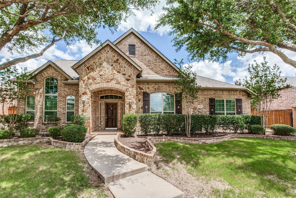 520 Smoke Tree Drive, Murphy, TX 75094