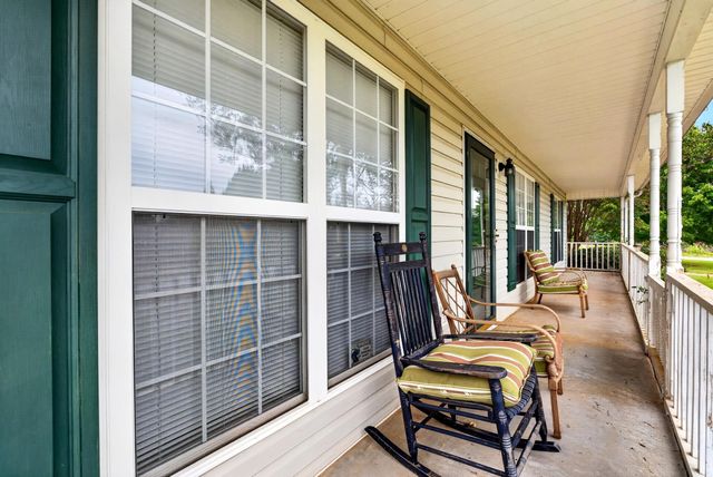 2218 Riveroak Road, Chesnee, SC 29323