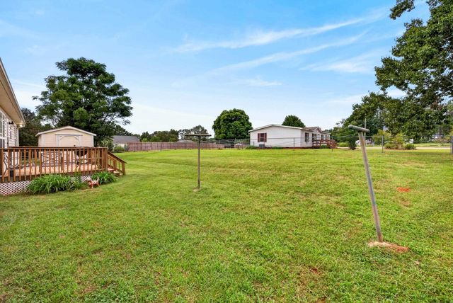 2218 Riveroak Road, Chesnee, SC 29323