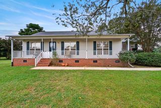 2218 Riveroak Road, Chesnee, SC 29323