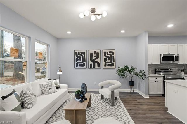 533 Crowell Avenue, Statesville, NC 28677