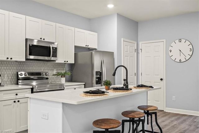 533 Crowell Avenue, Statesville, NC 28677