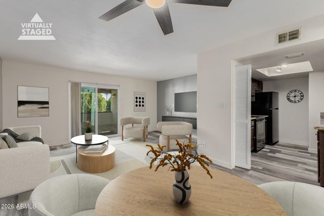 4211 E PALM Lane 208, Phoenix, AZ 85008